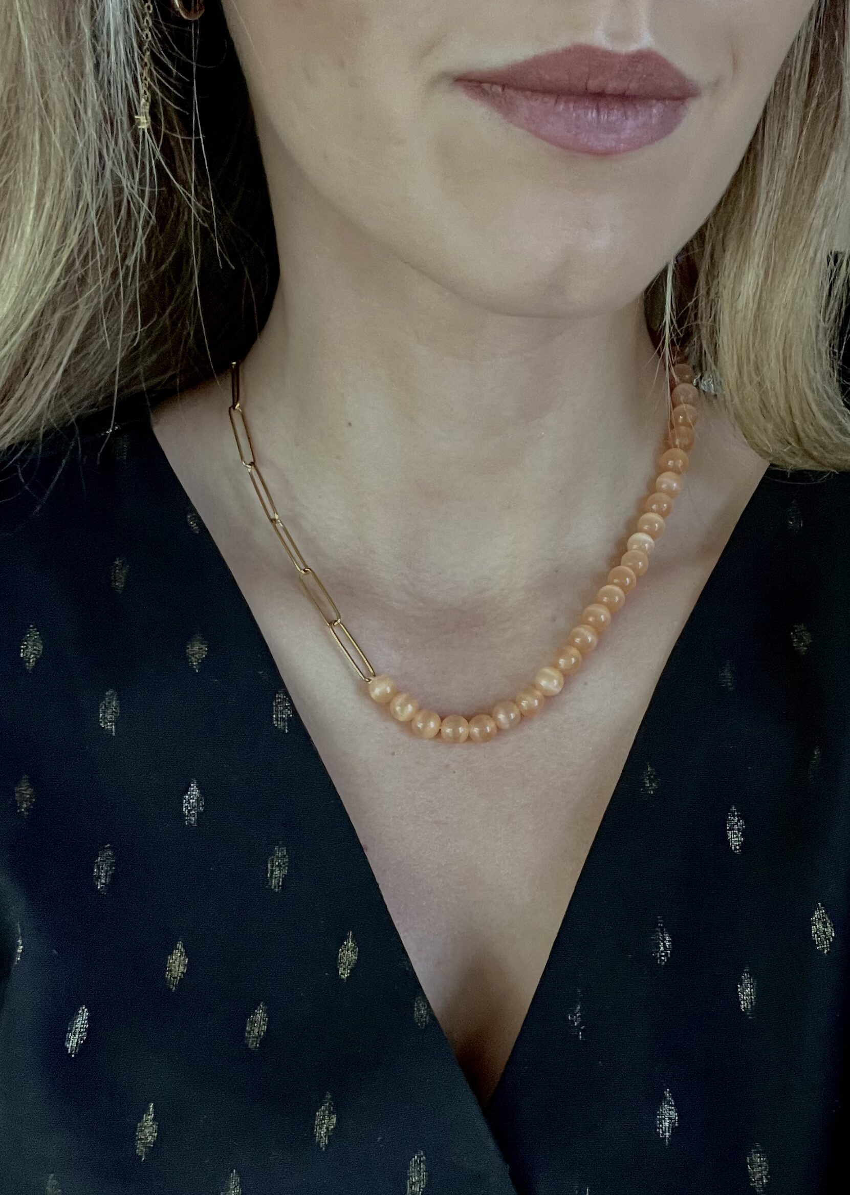 Golden Twist Ketting met tears of the sun charm - Afbeelding 4